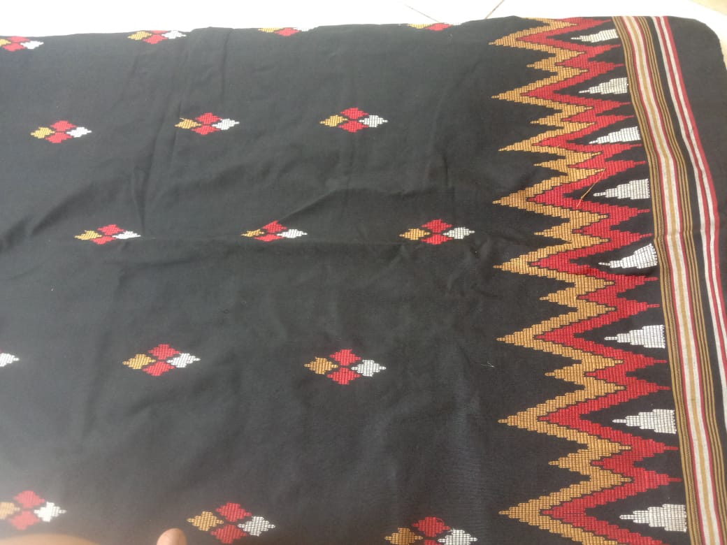Kain Tenun Motif Leko Kombinasi Gunung