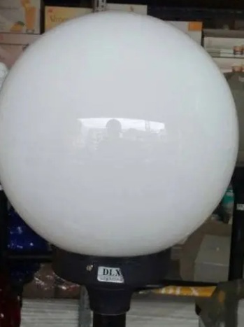 LAMPU TAMAN DLX IP 10TL