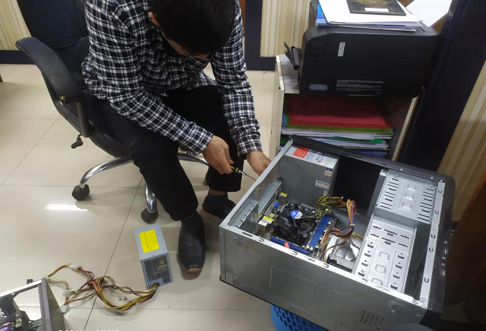 SERVICE KOMPUTER, SERVICE KUNJUNGAN