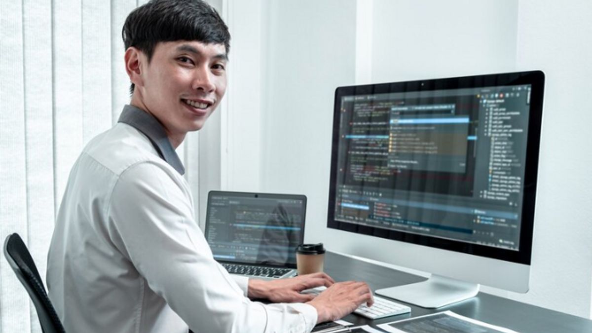 System Analyst