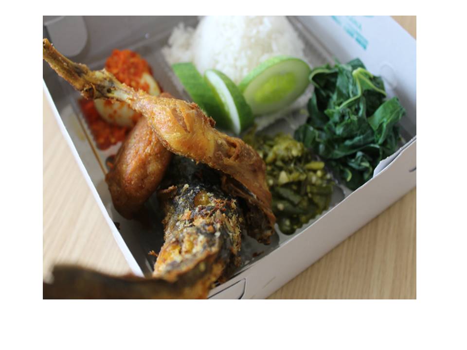 MAKANAN  KOTAK