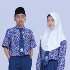 BAJU BATIK SEKOLAH SMP PUTRA PUTRI