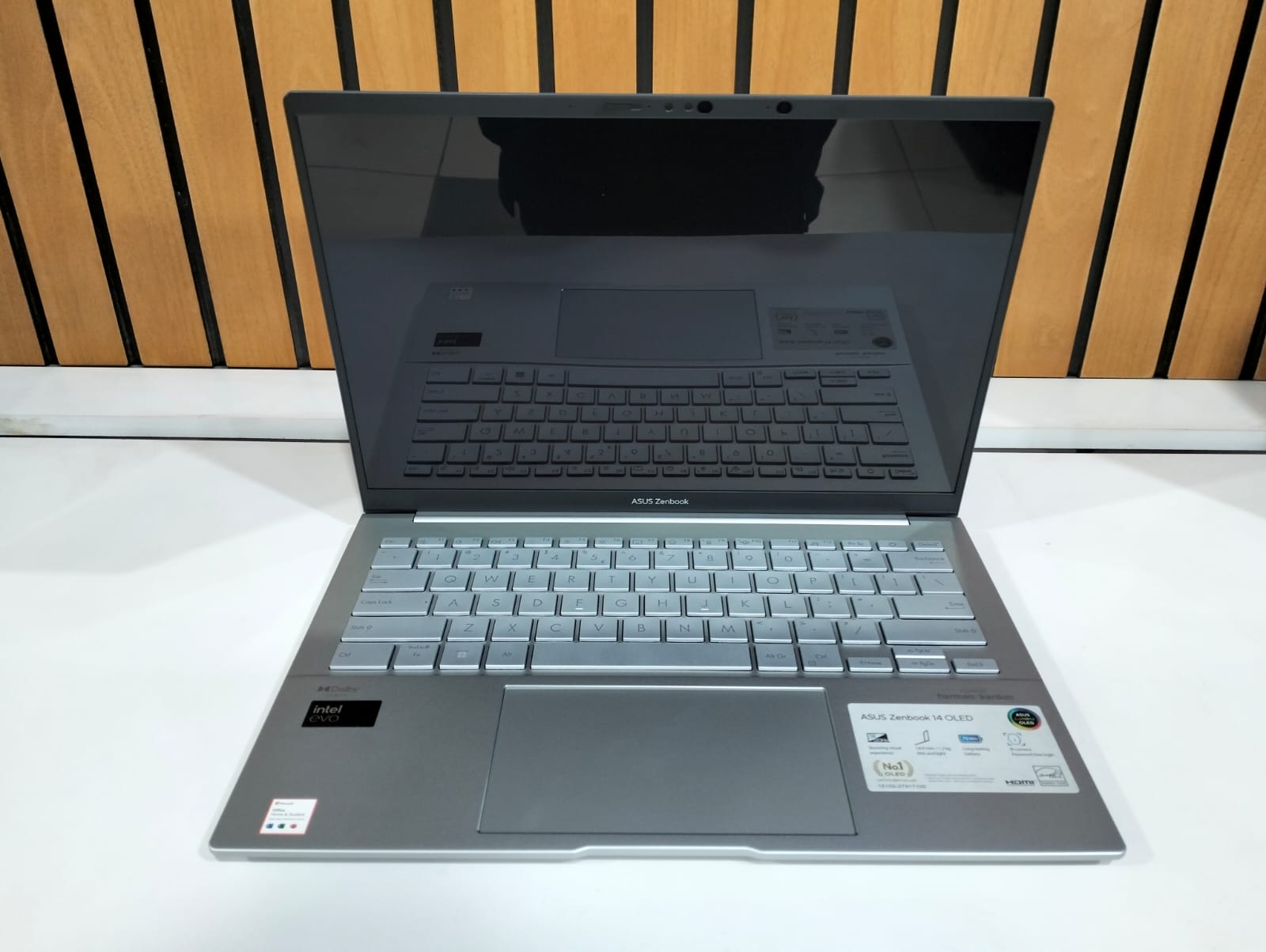 ASUS  ZENBOOK  UX3405MA-OLEDS512M