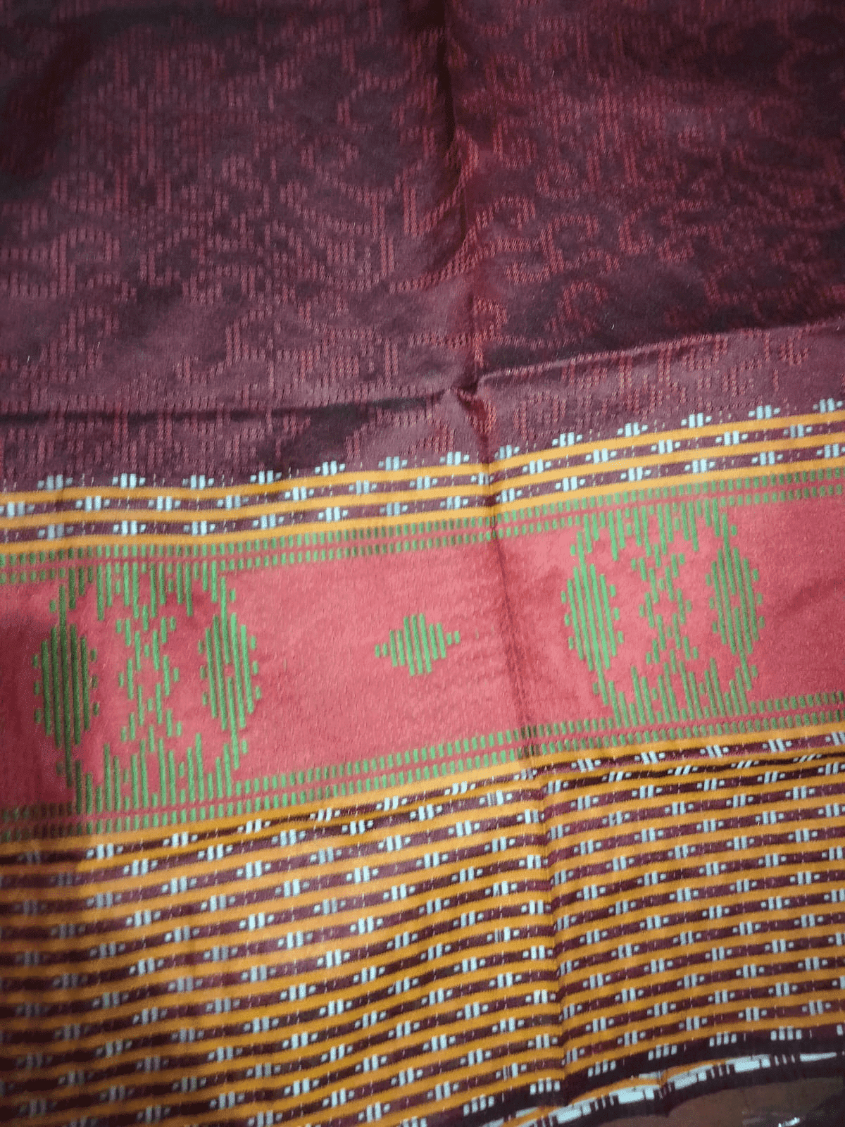 Pakaian Tenun Daerah