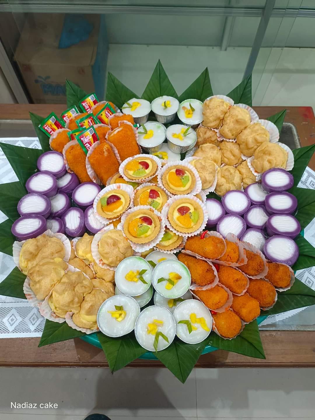 Kue Nampan Besar