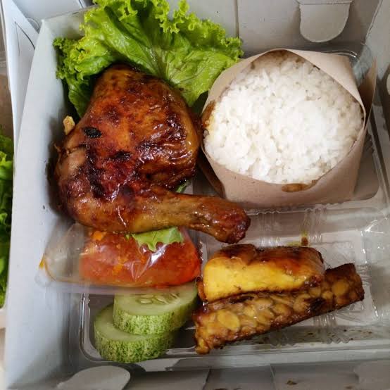 Nasi Ayam Bakar