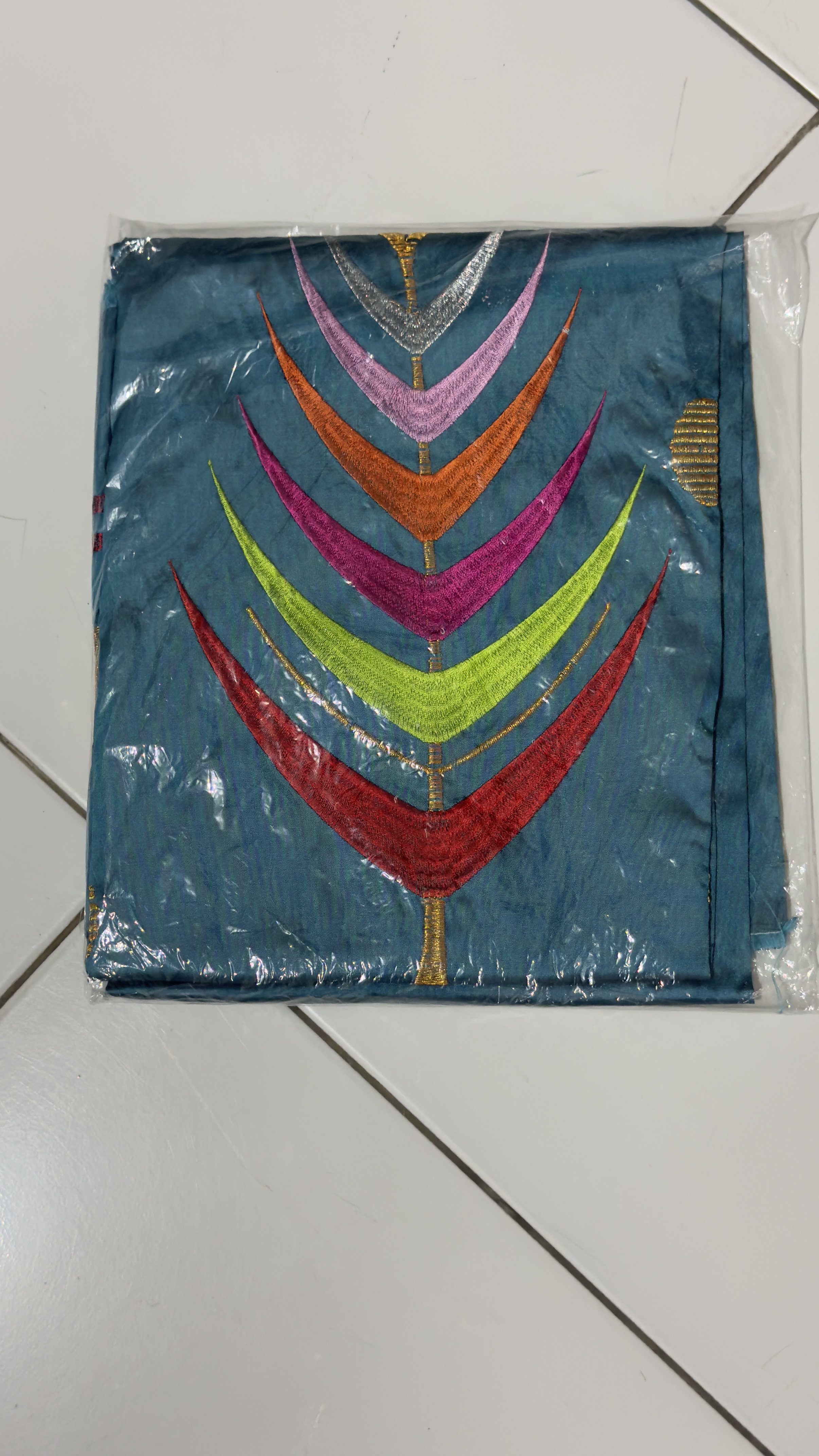 kain tenun daun sagu konawe