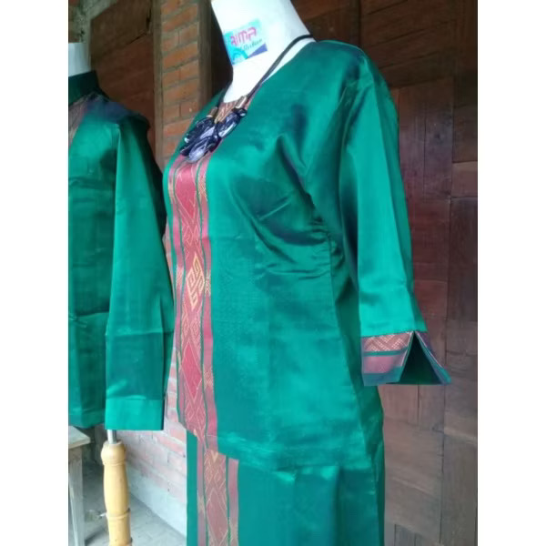 SETELAN TENUN WANITA PREMIUM