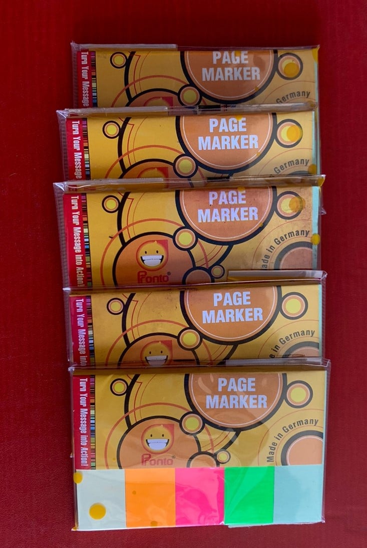 Pembatas Kertas Pronto