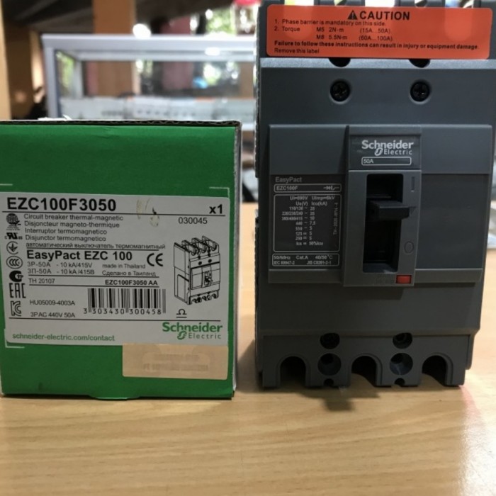 MCCB 60 Ampere Schneider