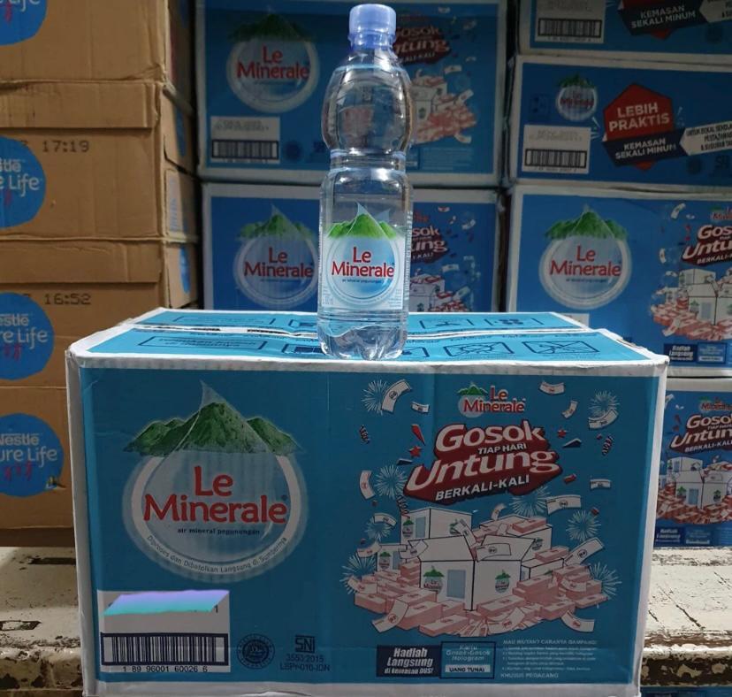 Le Minerale Botol Sedang