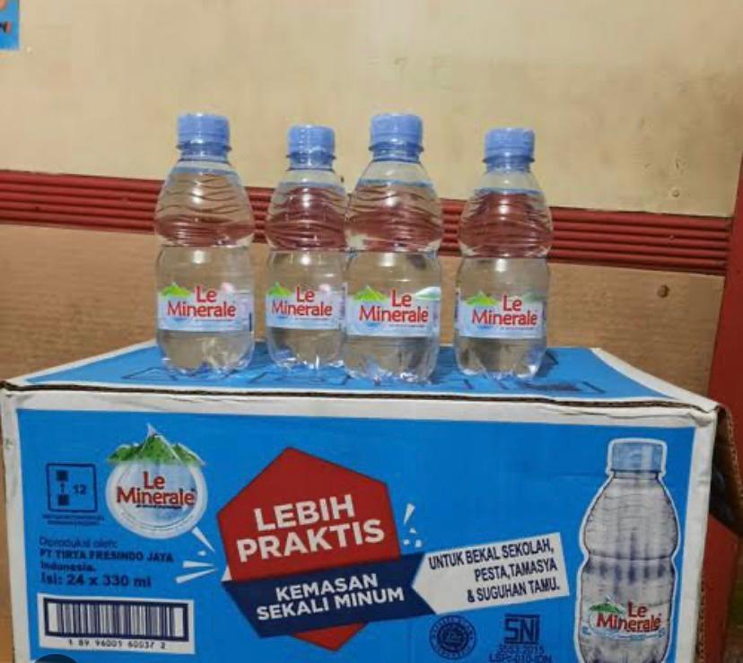 Le Minerale Botol Mini