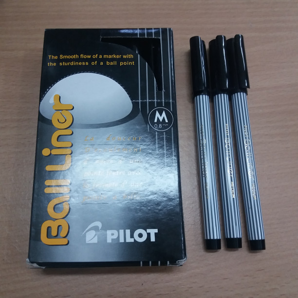 Pulpen Balliner Hitam