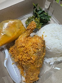 Nasi Ayam Goreng