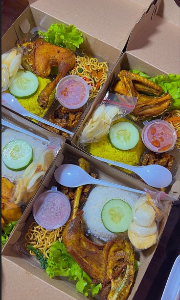 Nasi Ayam